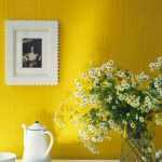 sarıya boyanmış duvar kağıtları