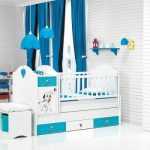 mavi beyaz bebek odası dekorasyonu